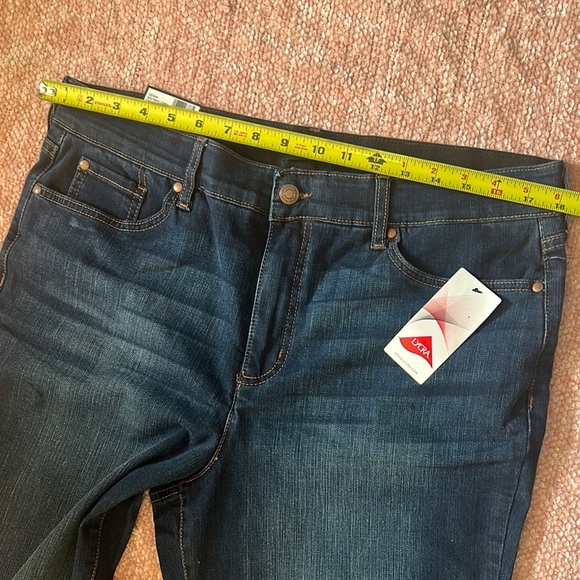 Kim Rogers Blue Straight Leg Jeans Classic Fit - Picture 4 of 11